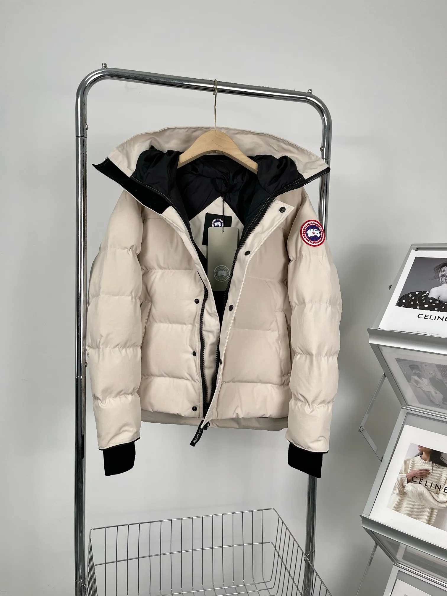 P580 𝐂𝐚𝐧𝐚𝐝𝐚 𝐠𝐨𝐨𝐬𝐞丨Canada Goose 17 down jackets Size: S-XXL